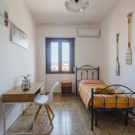 Bright House Apartament *